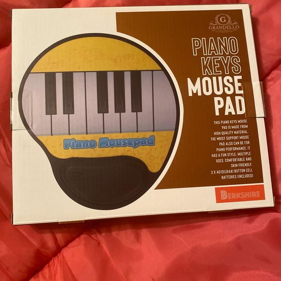 Berkshire Musical Piano Key Mouse Pad Compatible Skin Friendly NWB Gift - Picture 2 of 6